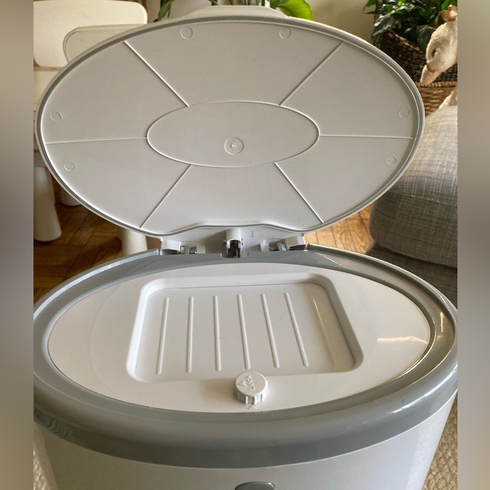 Dekor Plus Full Size Diaper Pail - Picture 3 of 5
